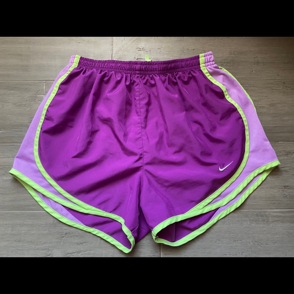 Nike Women’s Tempo Running Shorts
